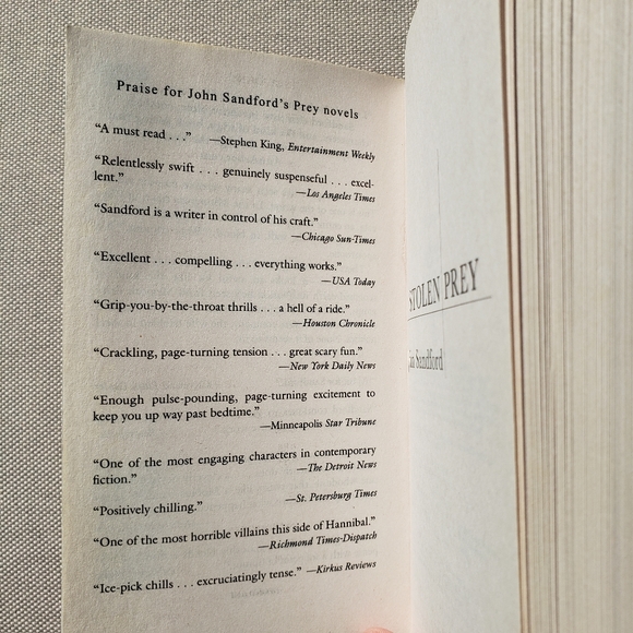 4/$23 - John Sandford - Stolen Prey Used Book - Picture 3 of 5